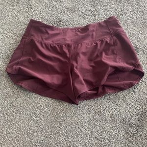 Lululemon speed up shorts size 10. 4”